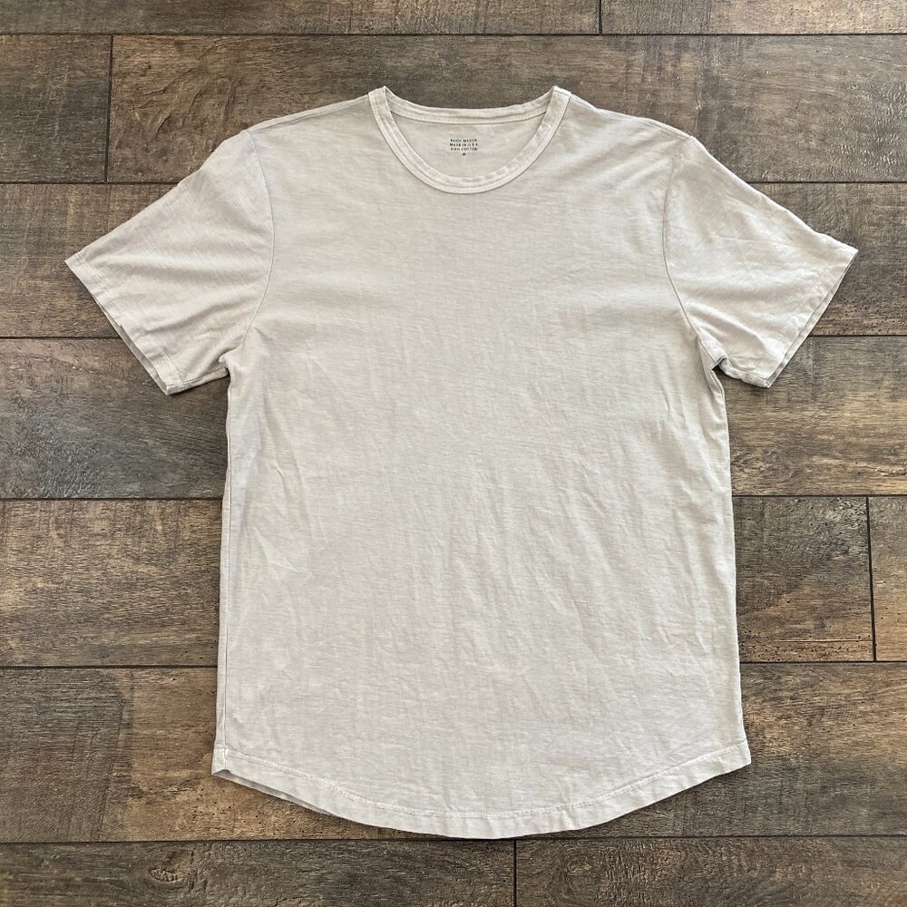 Buck Mason 100% Cotton Made in USA Toughknit Curved Hem Tee M Beige / Tan / Sand